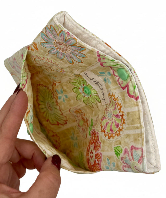 Rose Paisley Charm Book Sleeve Large with Pocket