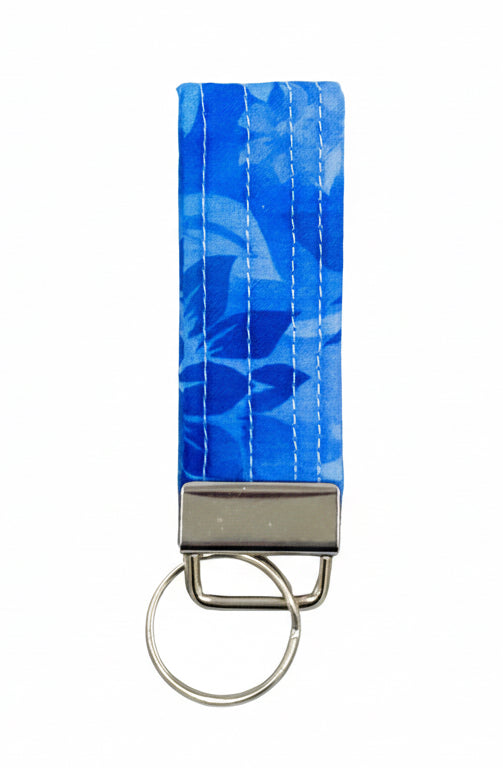Periwinkle Petal Wristlet Small